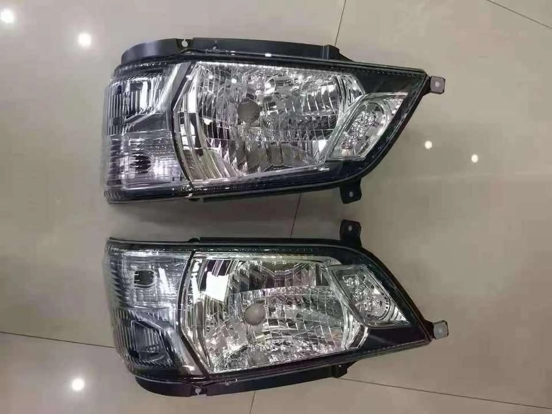 Plastic Head Lamp for Hino 300 Dutro