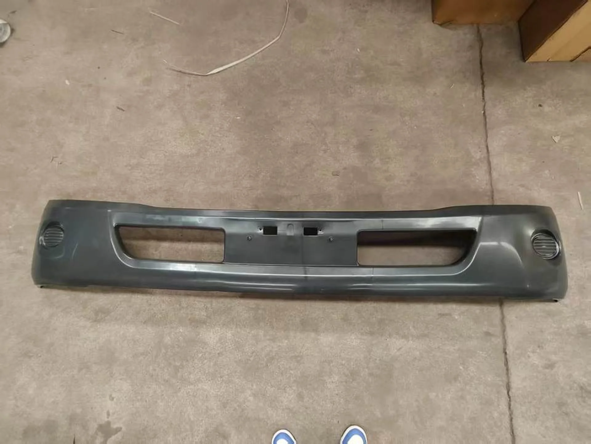 195CM White / Gray Plastic Bumper for Hino 300 Dutro