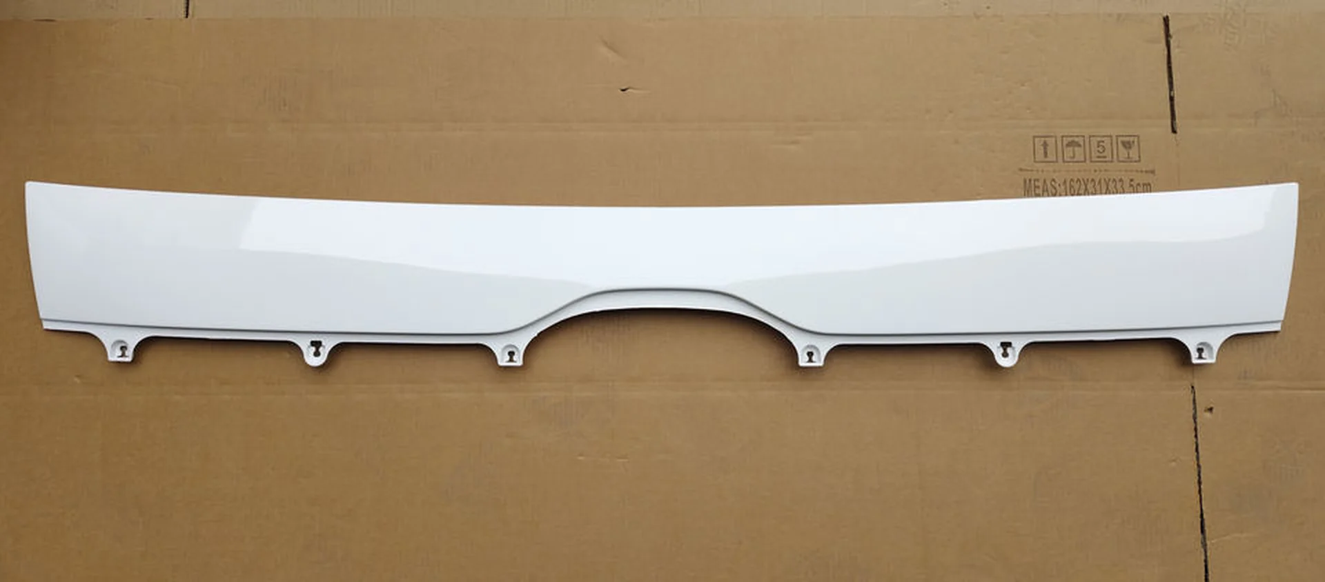 Chrome / White Plastic Front Panel / Garnish for Hino Dominator 500 / New 500