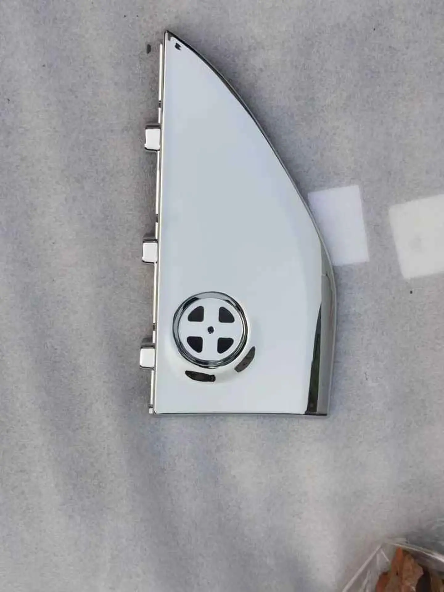 38CM Chrome / White Plastic Step Panel for Hino Dominator 500 / New 500
