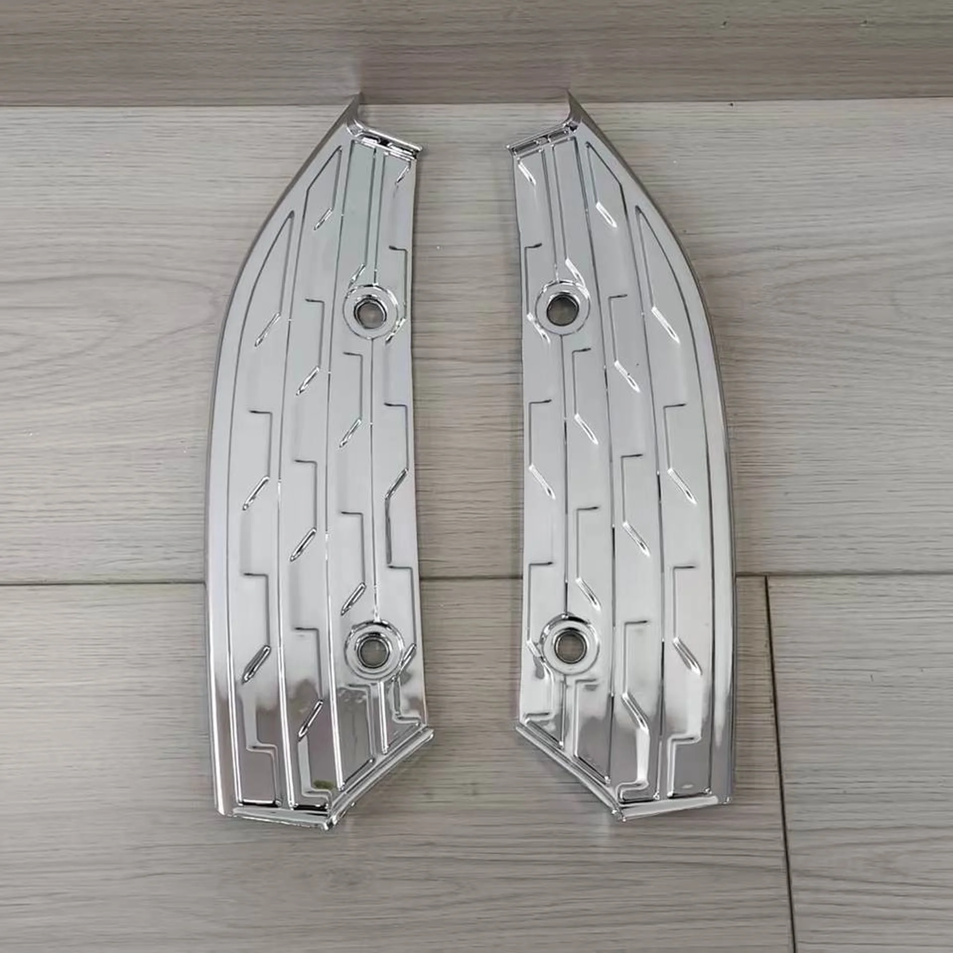 Chrome / Black Plastic Bumper for Hino New Mega 700