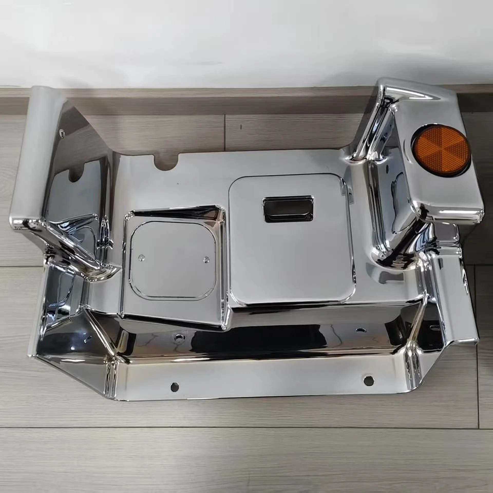 Chrome Plastic Step Panel for Hino New Mega 700
