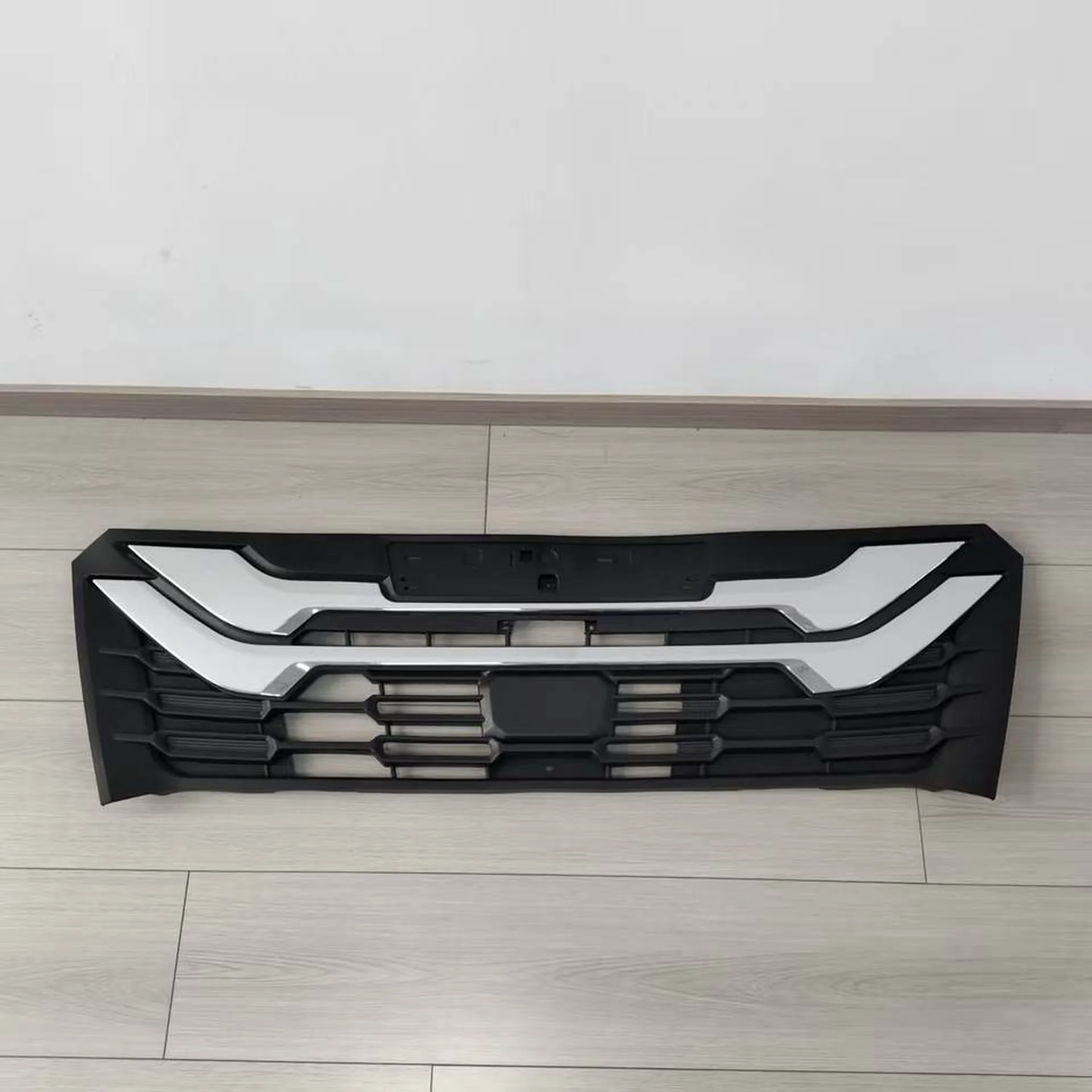 Chrome / Black Plastic Grille for Isuzu New Elf 2023