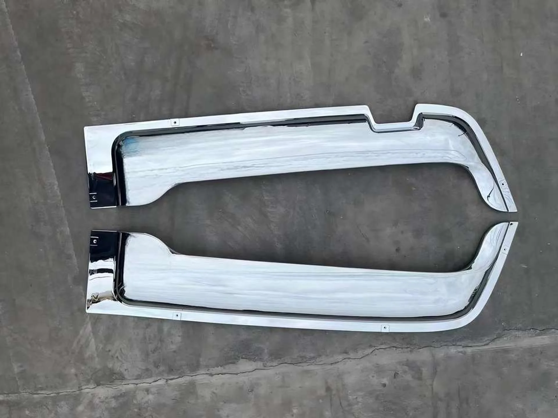 Chrome Plastic Rain Shield / Visor for Isuzu Giga 2010-2012