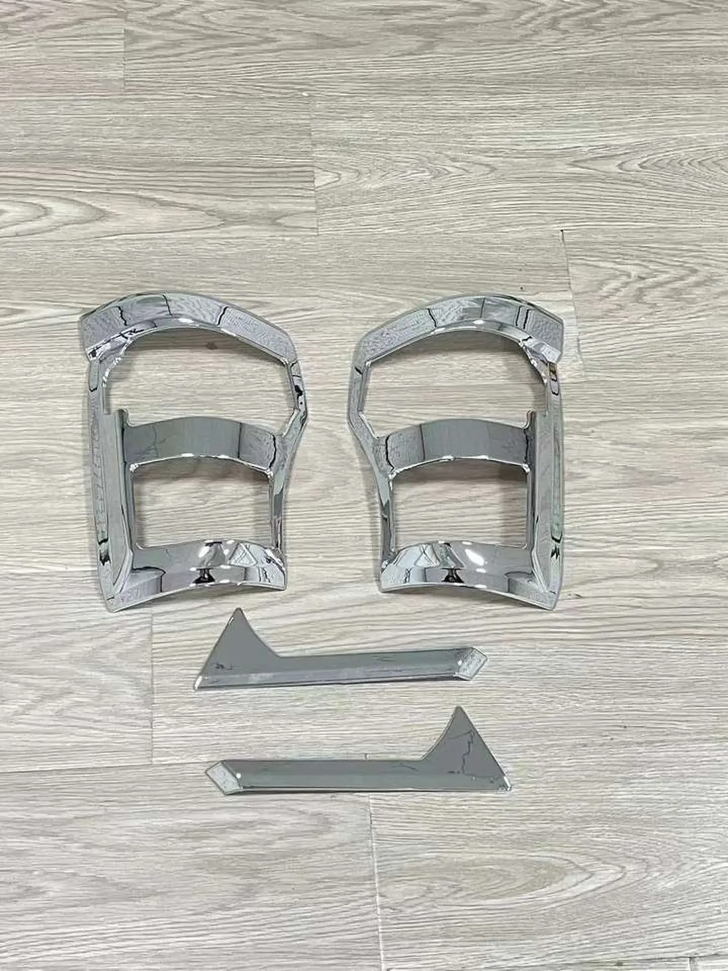 Chrome Plastic Corner Lamp for Isuzu NQR 600P