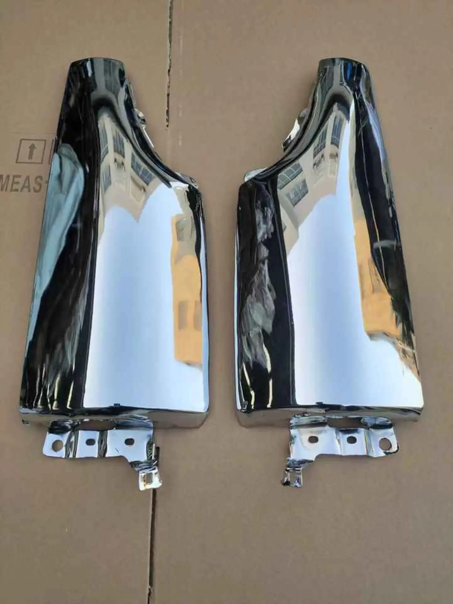 170*20CM Chrome Metal Corner Panel for Isuzu NPR 100P