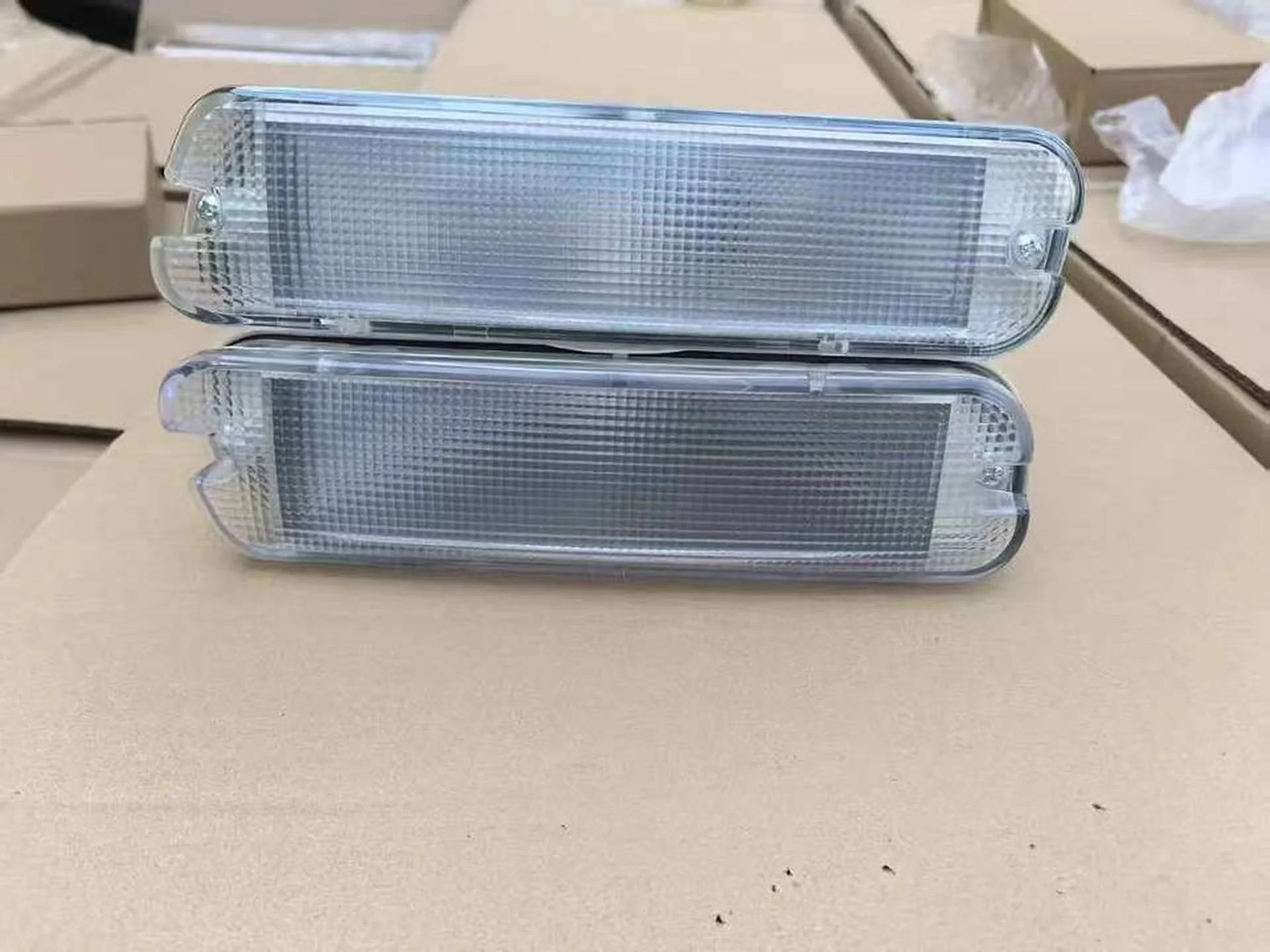 24V / 12V24V 25CM Plastic Fog Lamp for Isuzu Deca 270/320