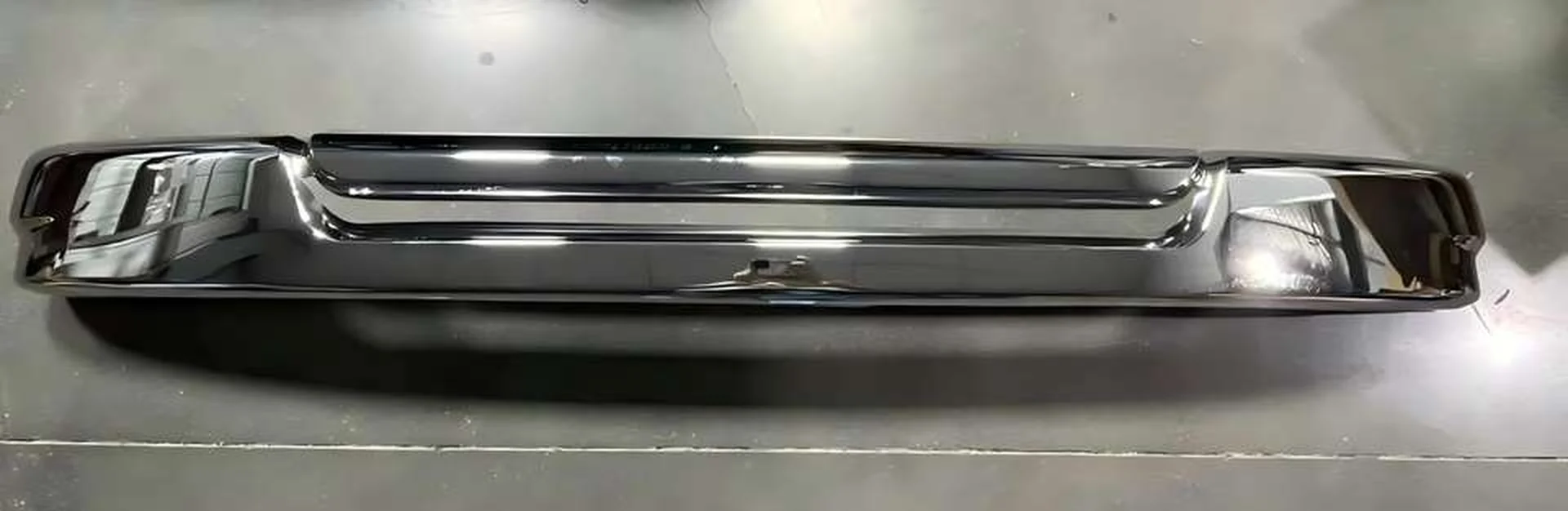 220CM Chrome Metal Bumper for Isuzu Deca 270/320