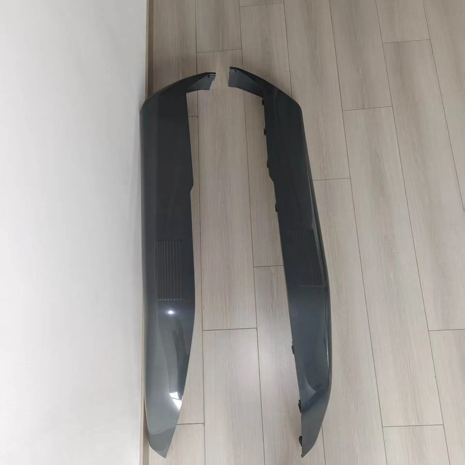 144CM Gray Plastic Fender / Mud Flap for Mitsubishi FN627 / FM617