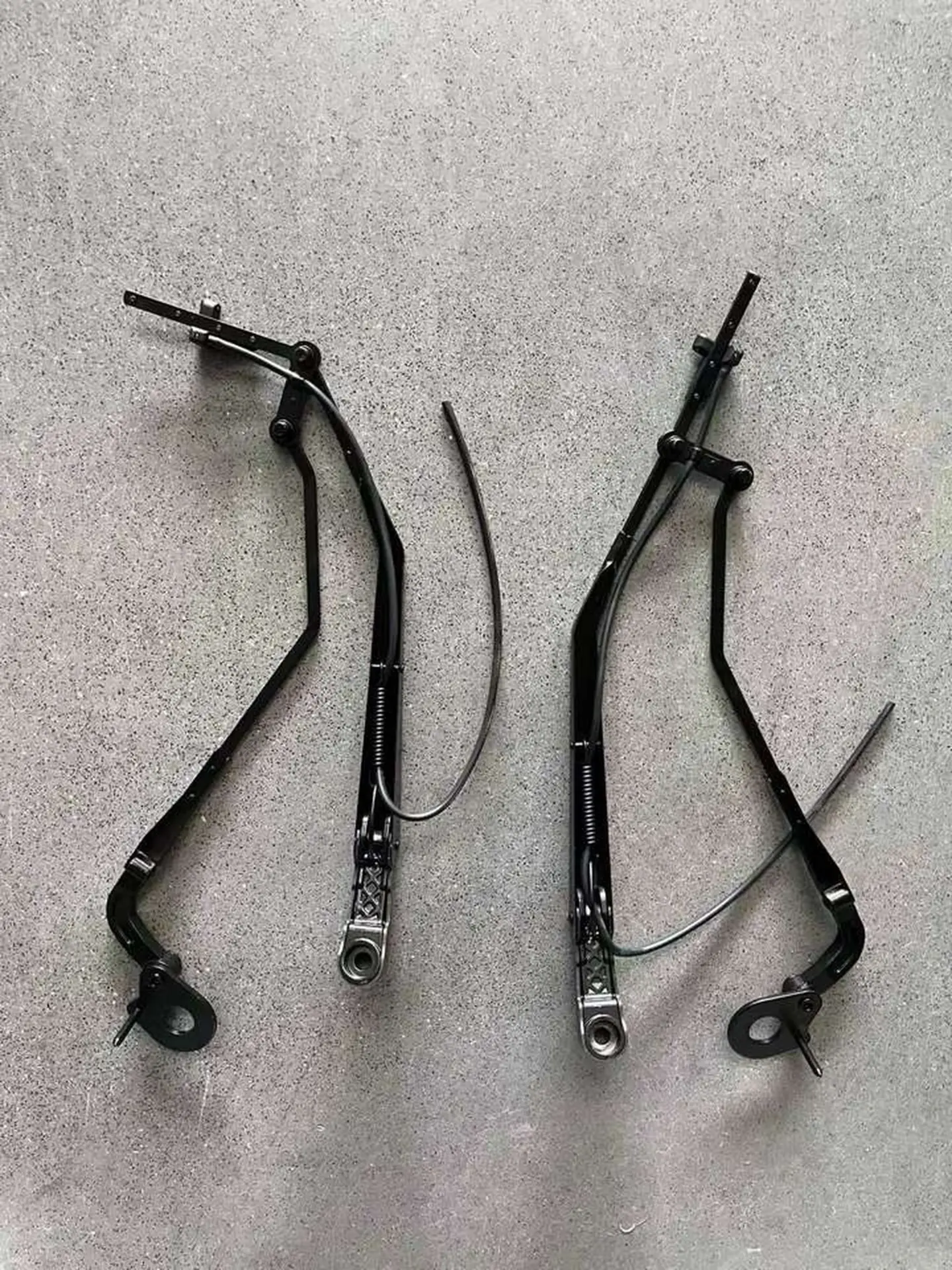 Black Metal Wiper Panel / Arm for Mitsubishi FM1524 / FM65F