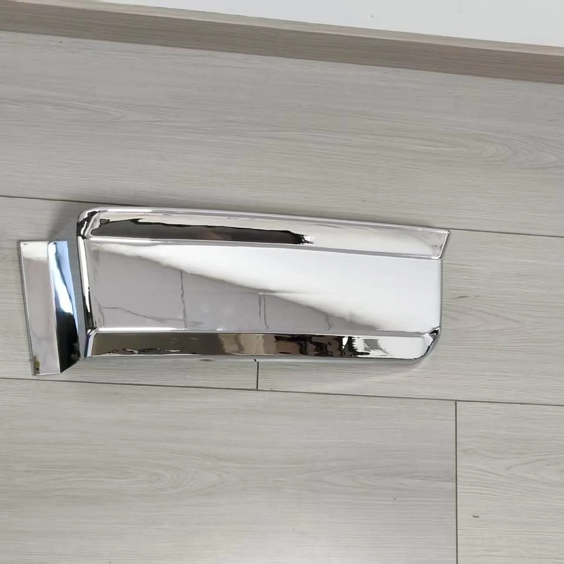 42*16CM Chrome Plastic Step Panel for Mitsubishi Fuso F380