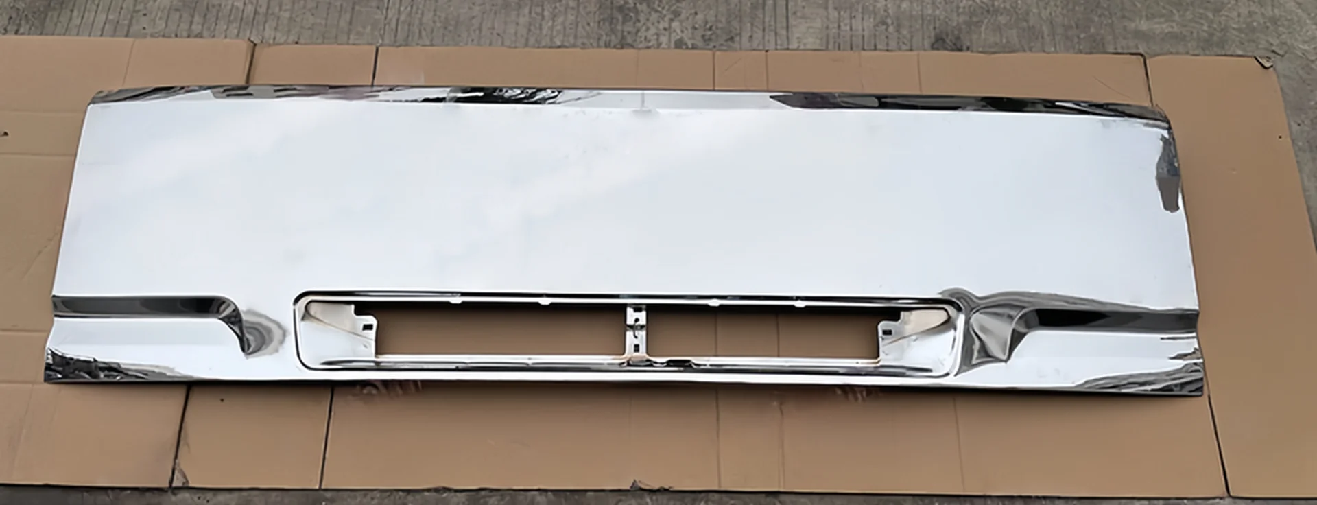 210*55CM Chrome / Black Metal Front Panel / Garnish for Mitsubishi Fuso F380