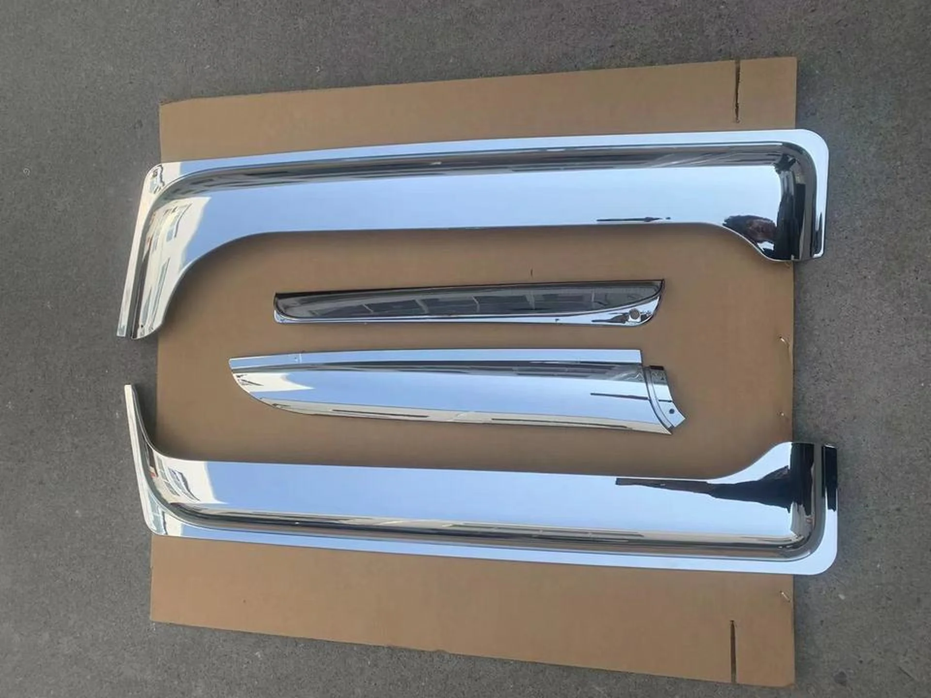 Chrome Plastic Rain Shield / Visor for Mitsubishi Fuso F380