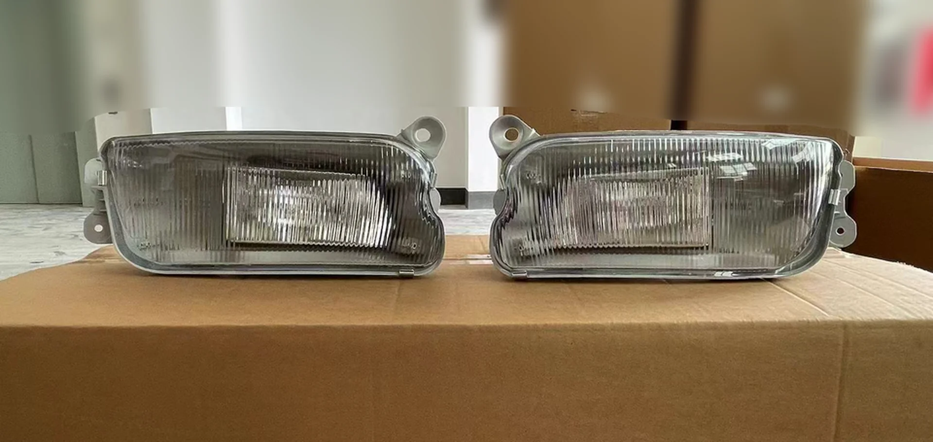 28*13CM Plastic Fog Lamp for Mitsubishi Fuso F420