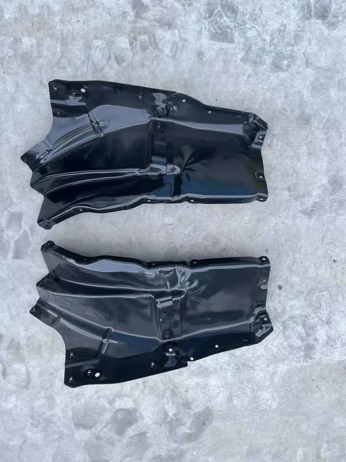 70*33CM Black Metal Step Panel for Hino Victor