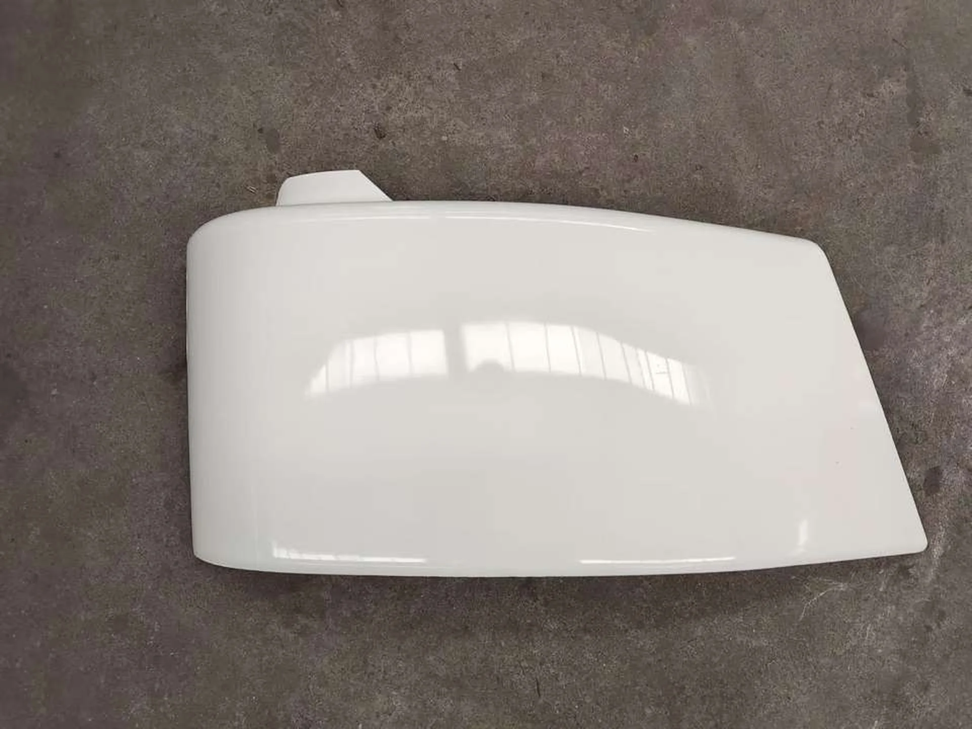 White Plastic Head Lamp for Mitsubishi FM1524 / FM65F