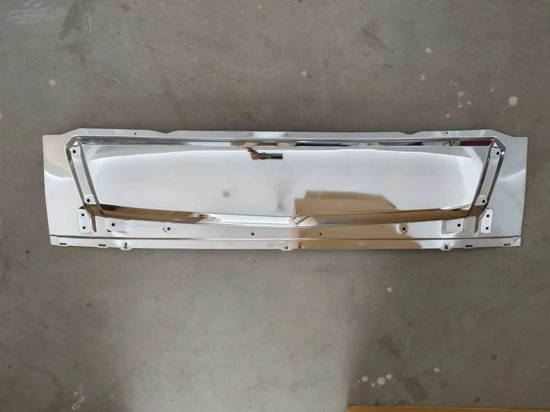 145/173CM Chrome / White Metal Front Panel / Garnish for Mitsubishi Canter 2010