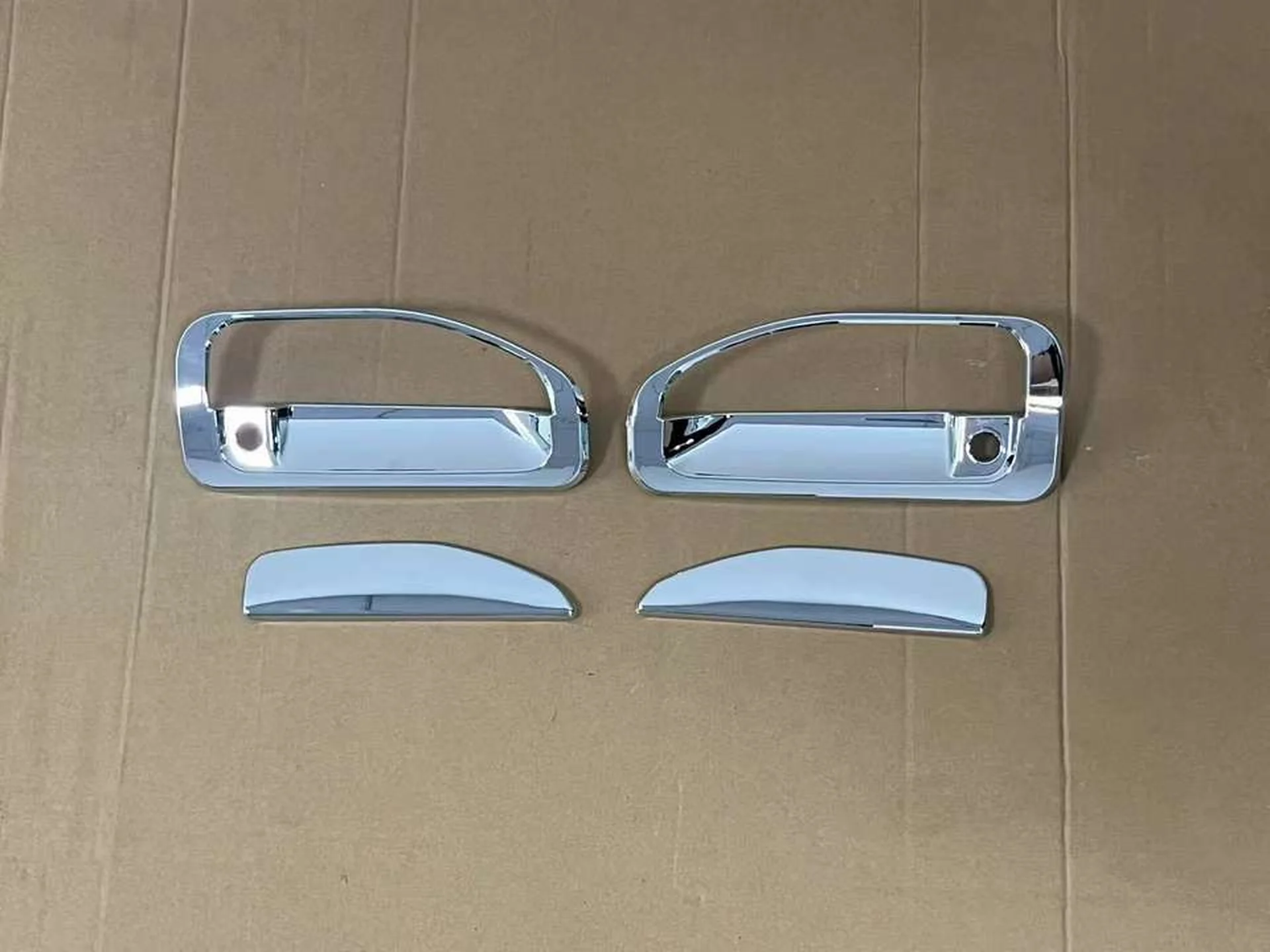 Chrome Plastic Door Handle for Mitsubishi Canter 2010