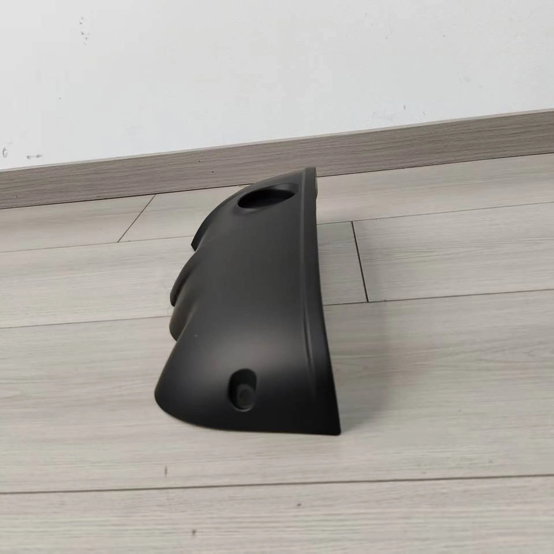 Black Plastic Bumper for Nissan PKB / CWM454
