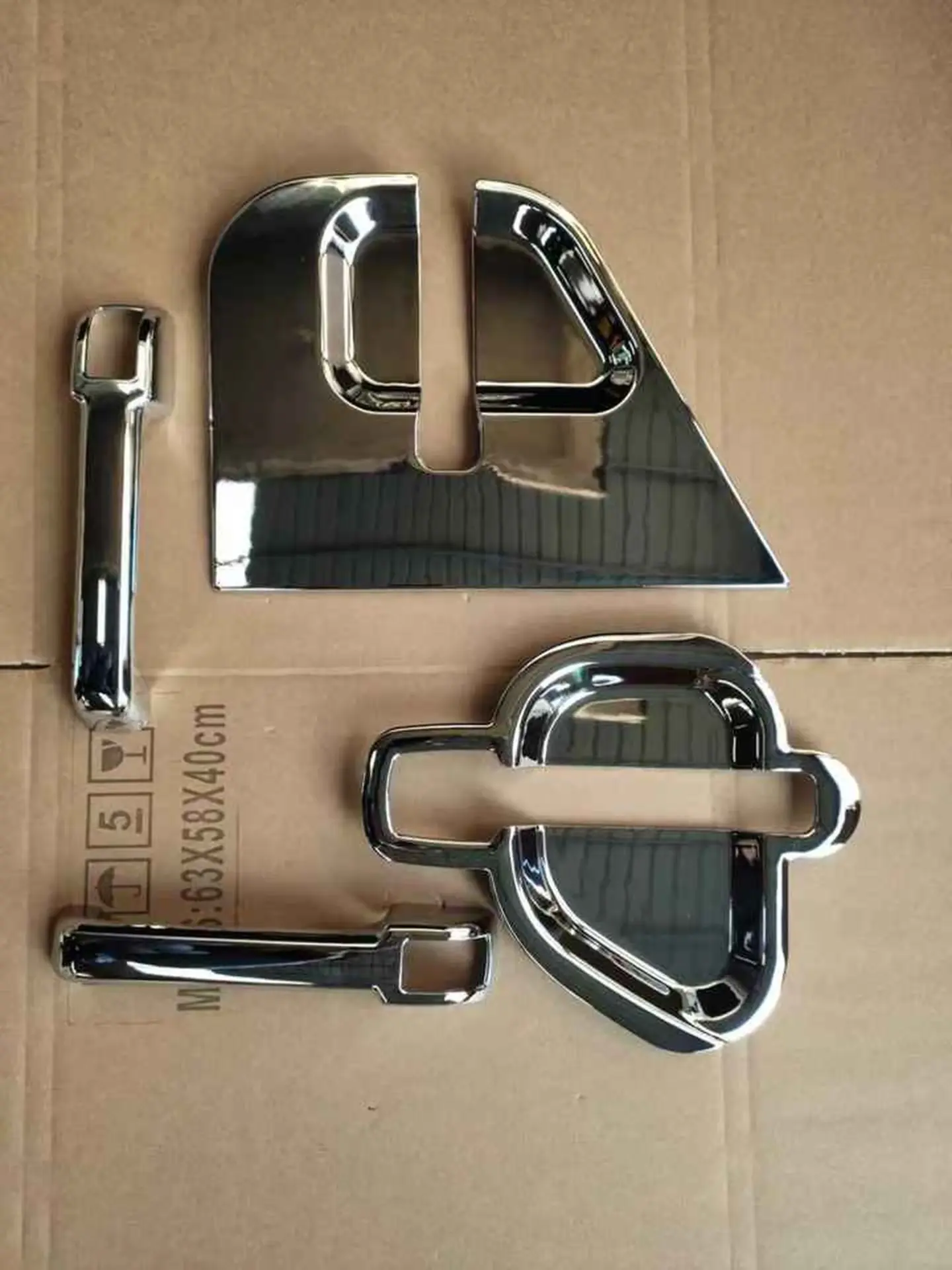Chrome Plastic Door Handle for Nissan CWA451 / UD