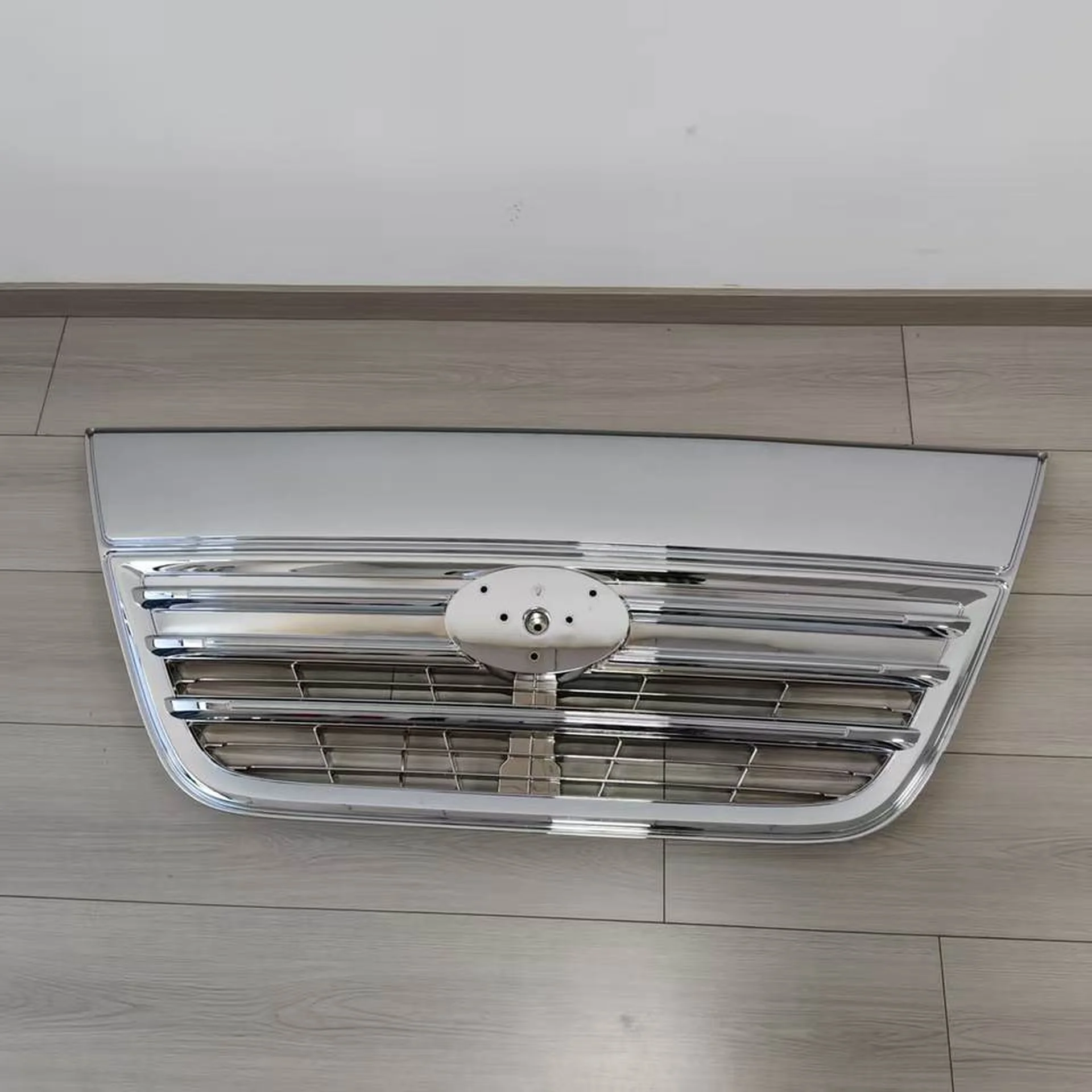 130CM Chrome Plastic Grille for Nissan PKB / CWM454
