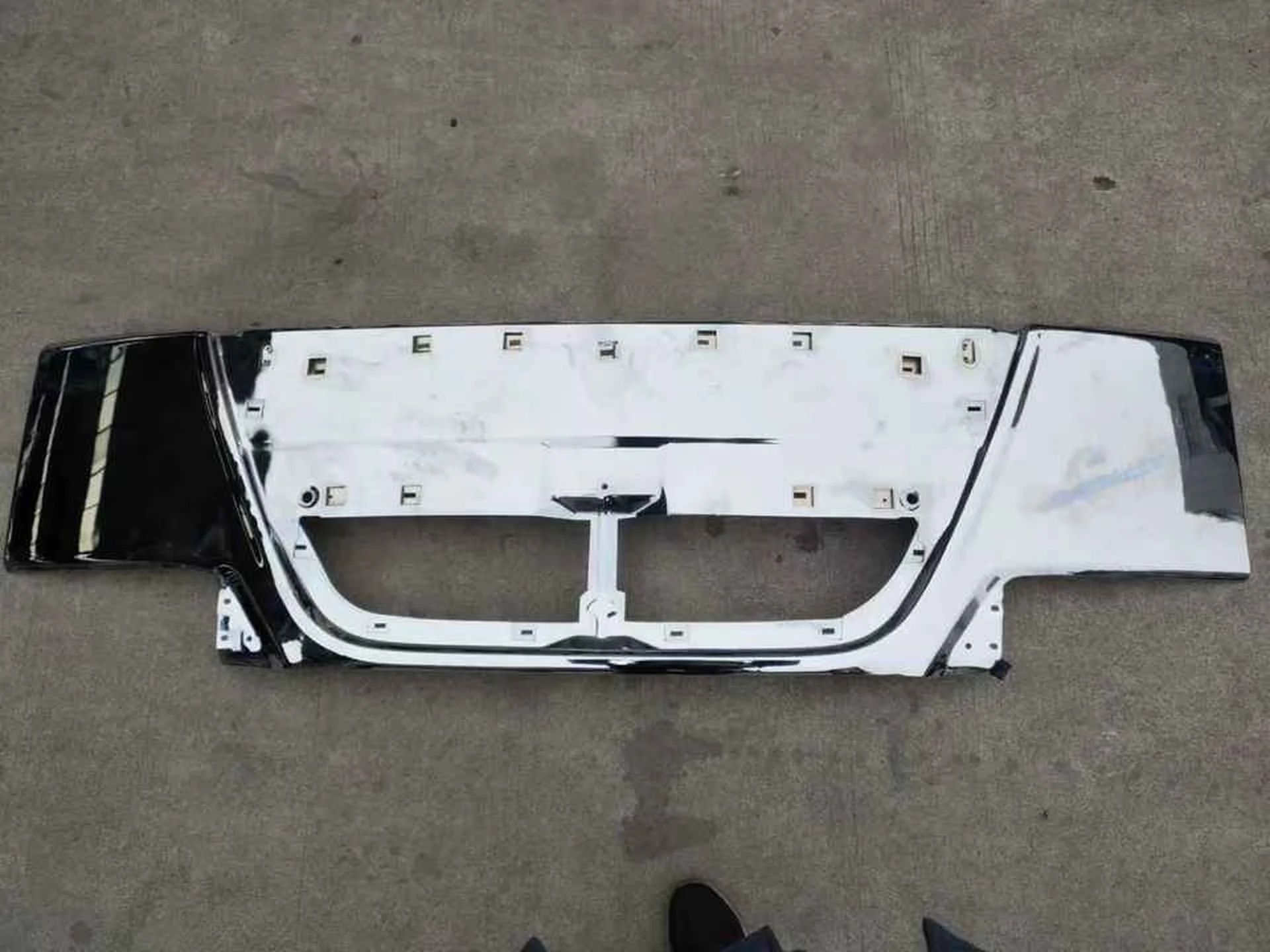 200CM Chrome Metal Front Panel / Garnish for Nissan PKB / CWM454