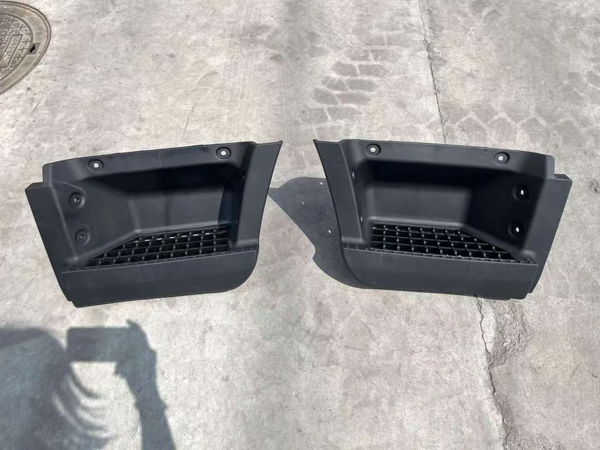 Black Plastic Step Panel for Hyundai