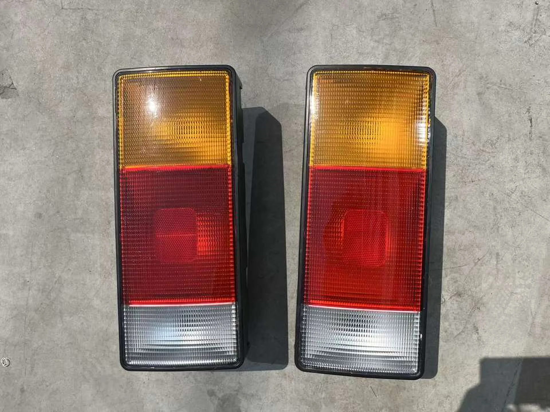 12V24V Plastic Tail Light for Hyundai