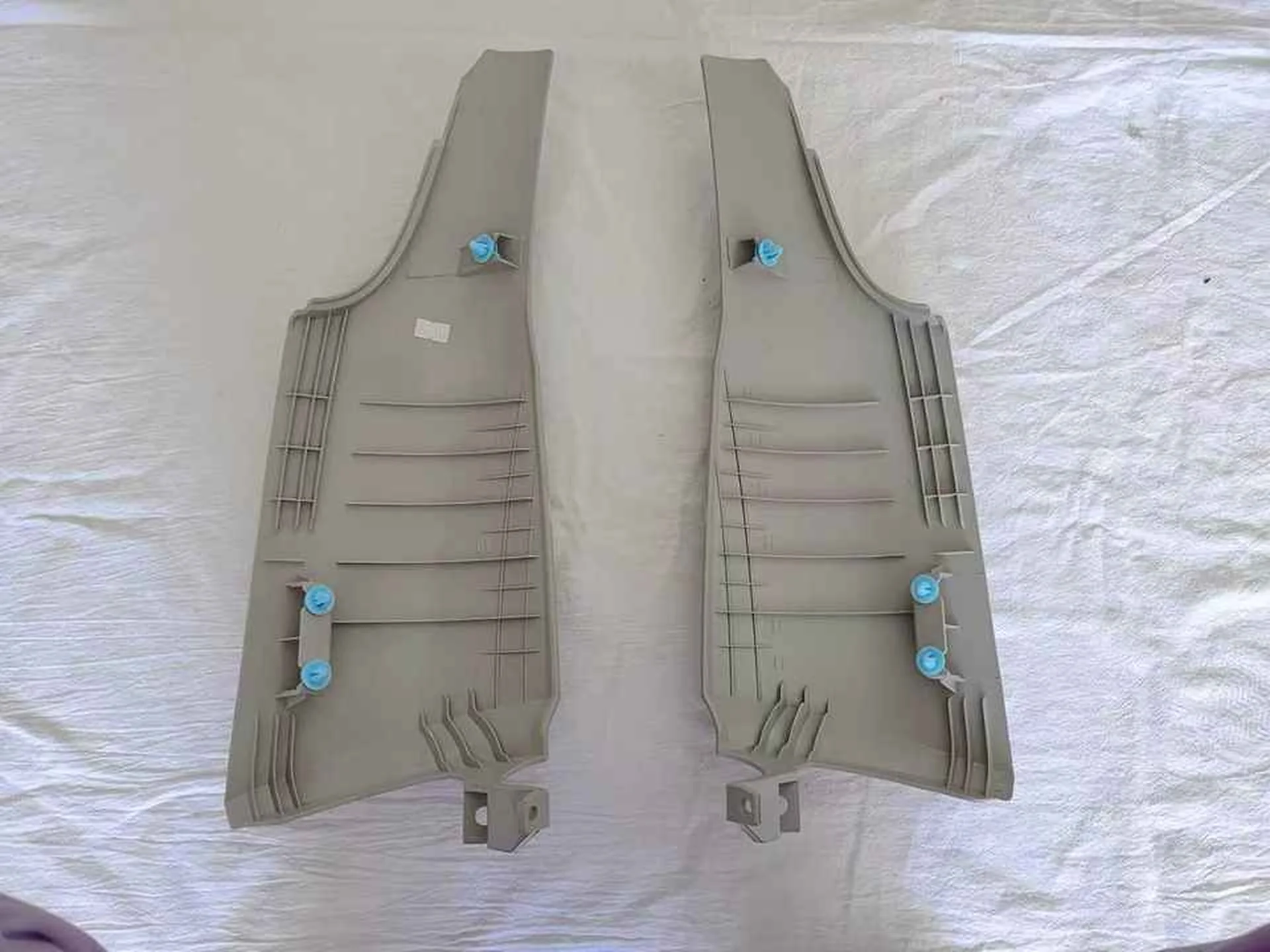 Gray Plastic Corner Panel for Hyundai