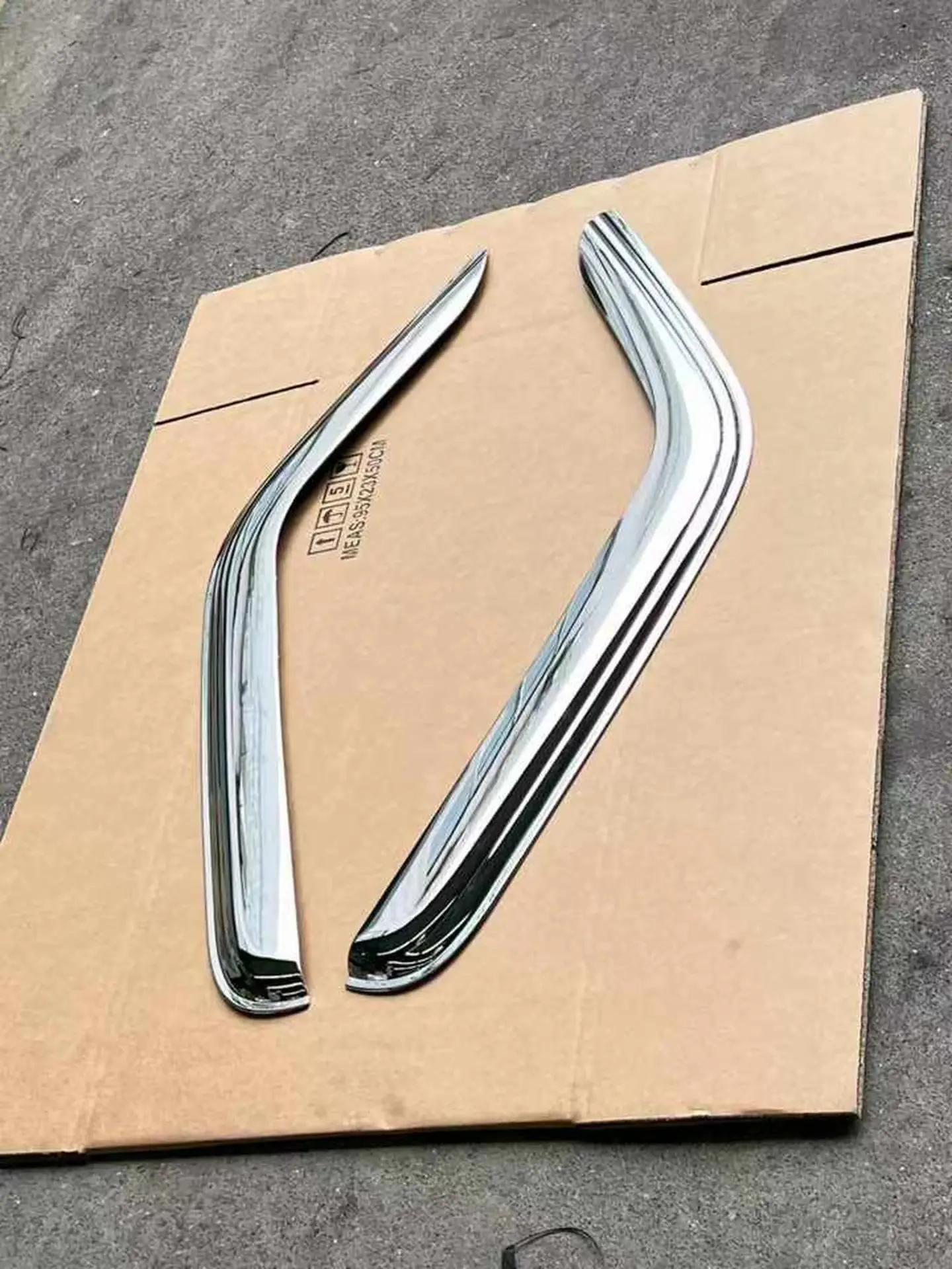 Chrome Plastic Rain Shield / Visor for Hyundai