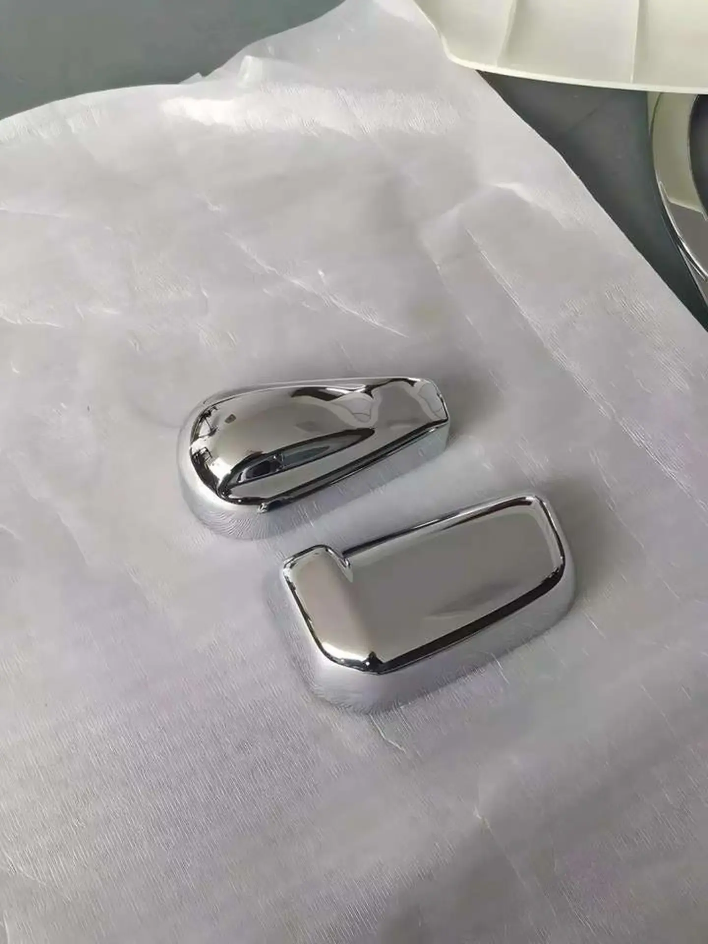 Chrome Plastic Mirror / Mirror Cover for Hino Dominator 500 / New 500
