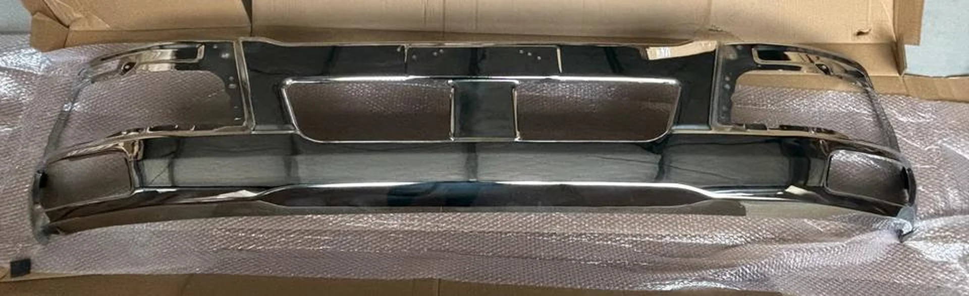 220/200CM Chrome Metal Bumper for Mitsubishi FM1524 / FM65F