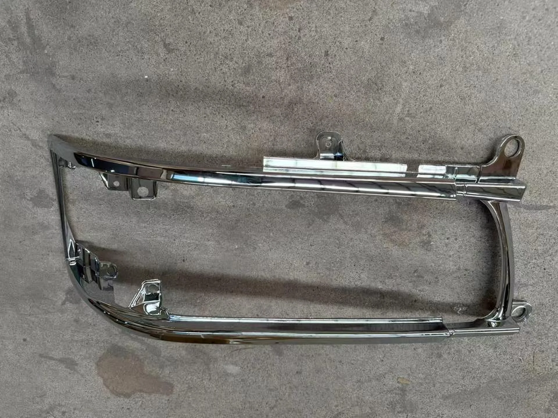 62*20CM Chrome Plastic Head Lamp for Hino Profia