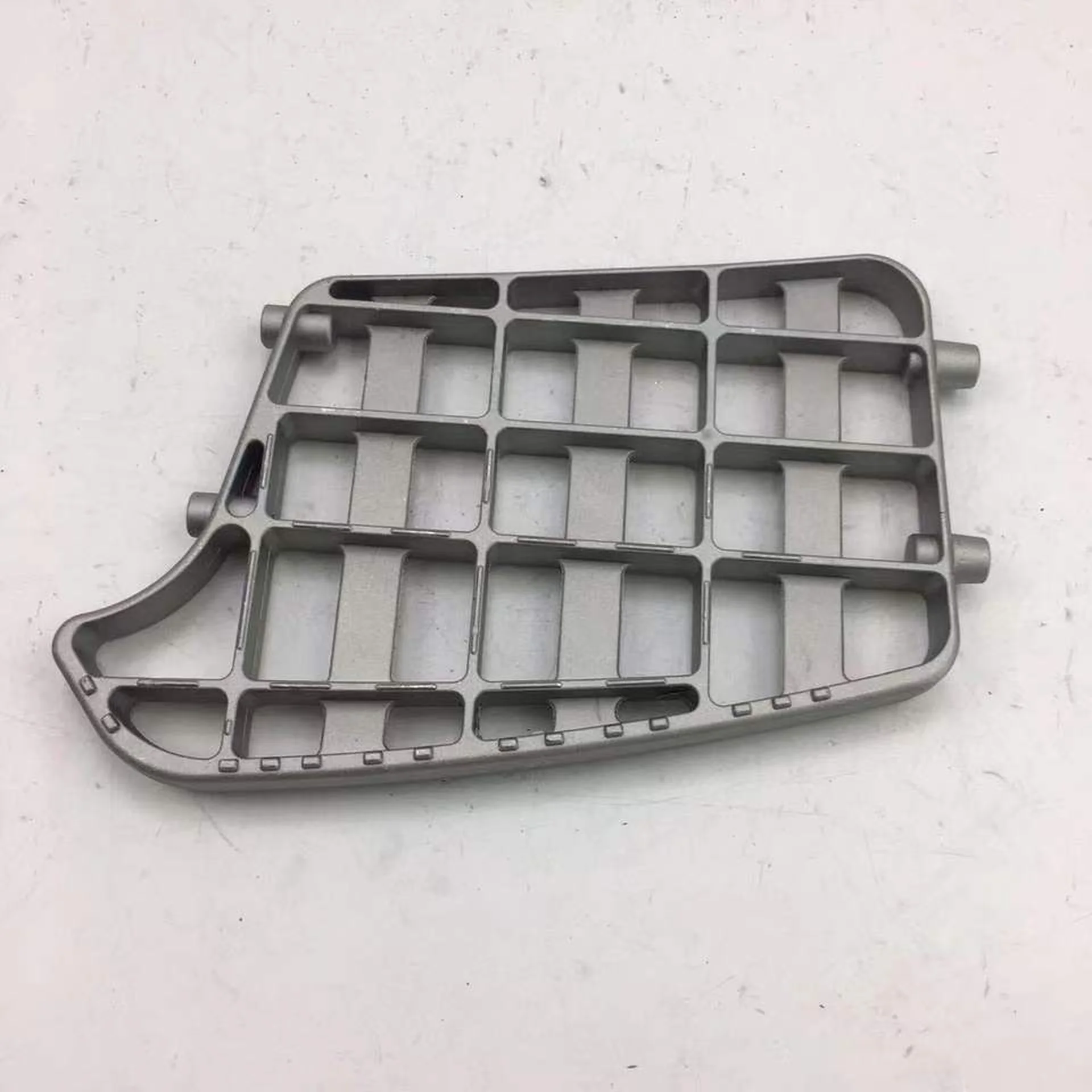 28.5*17*15CM Metal Step Panel for Hino Mega 500