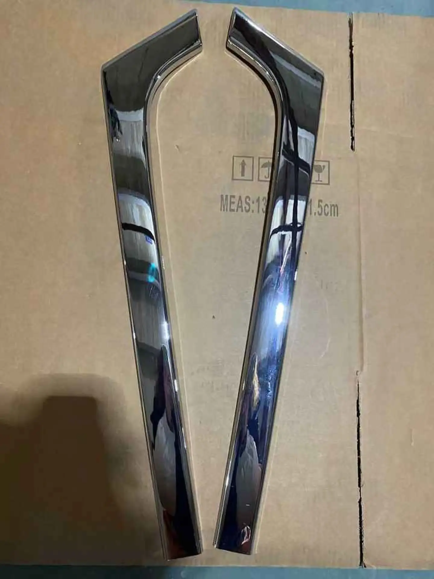 Chrome Plastic Grille for Hino Mega 500
