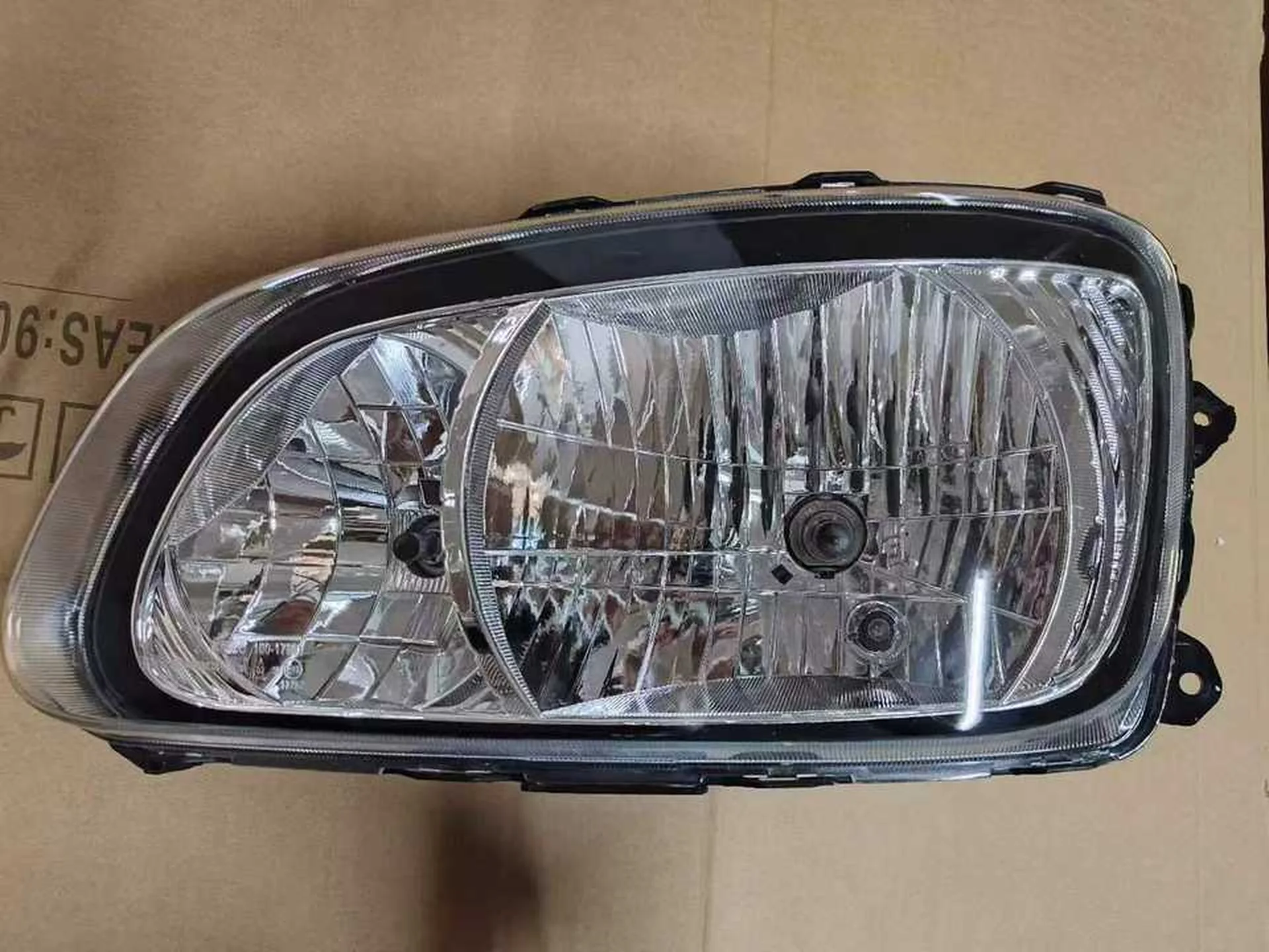 12V24V Plastic Head Lamp for Hino Mega 700
