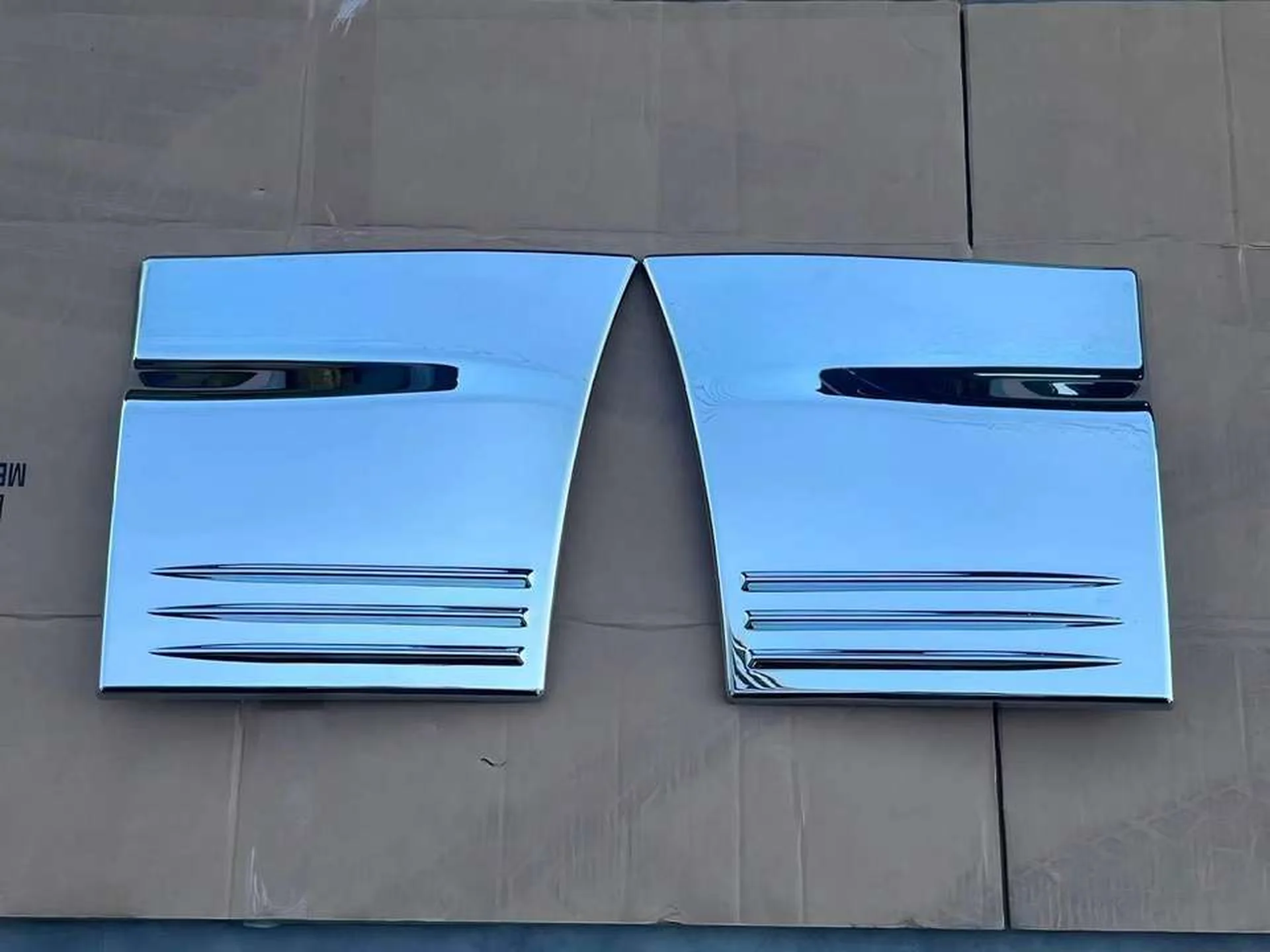 Chrome Plastic Door / Window Trim for Hino Mega 700