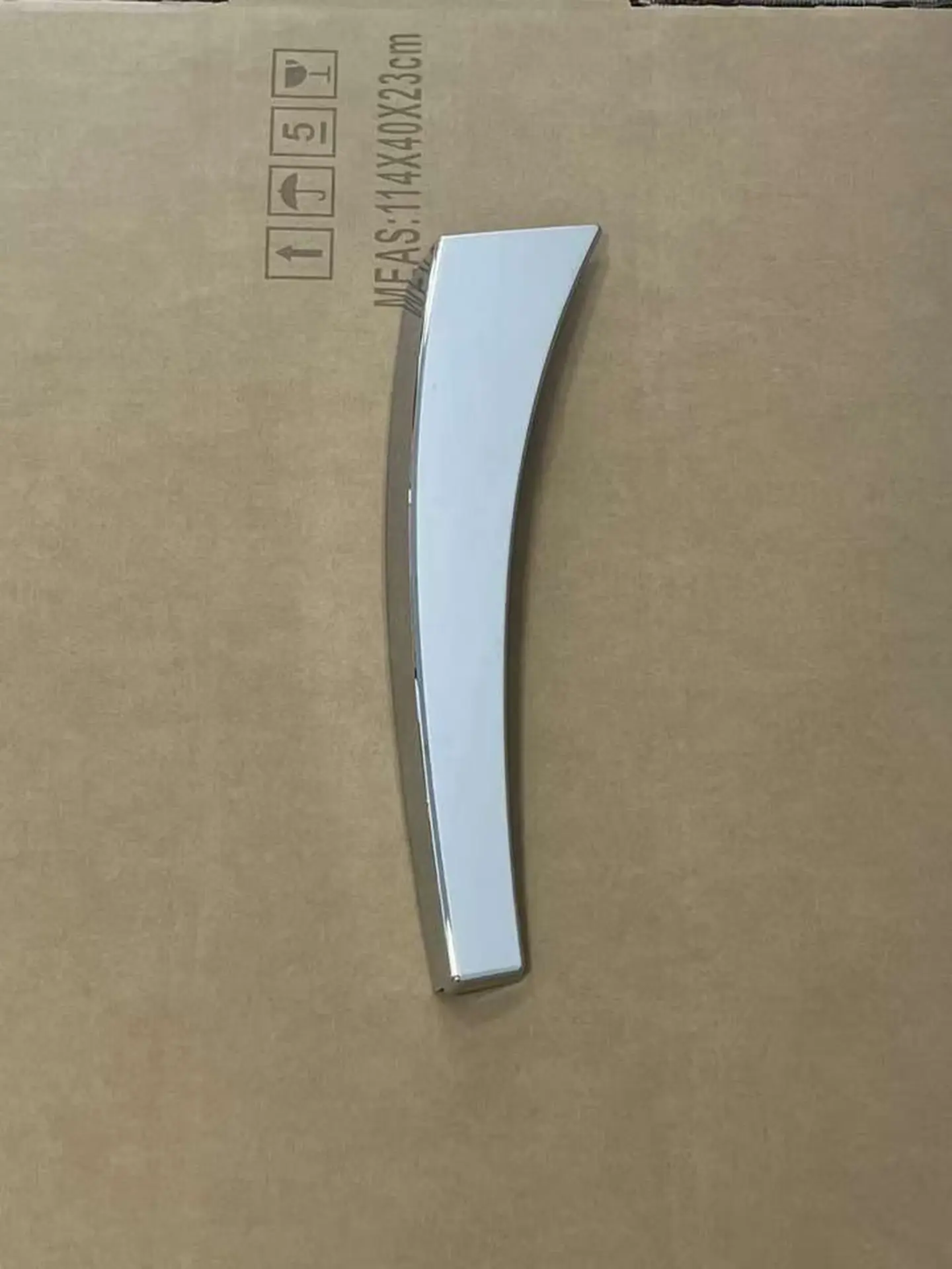Chrome Plastic Door / Window Trim for Hino Mega 700