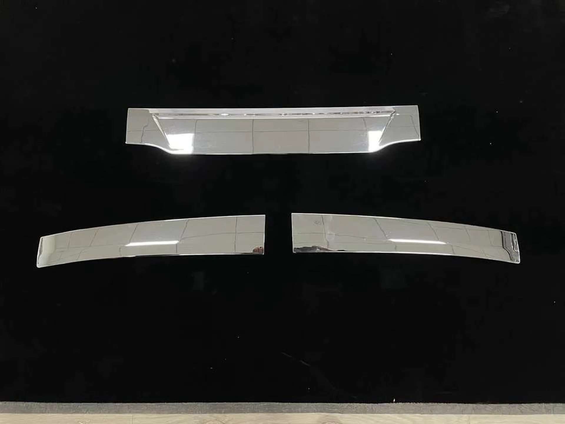 Chrome Plastic Front Panel / Garnish for Hino Mega 700