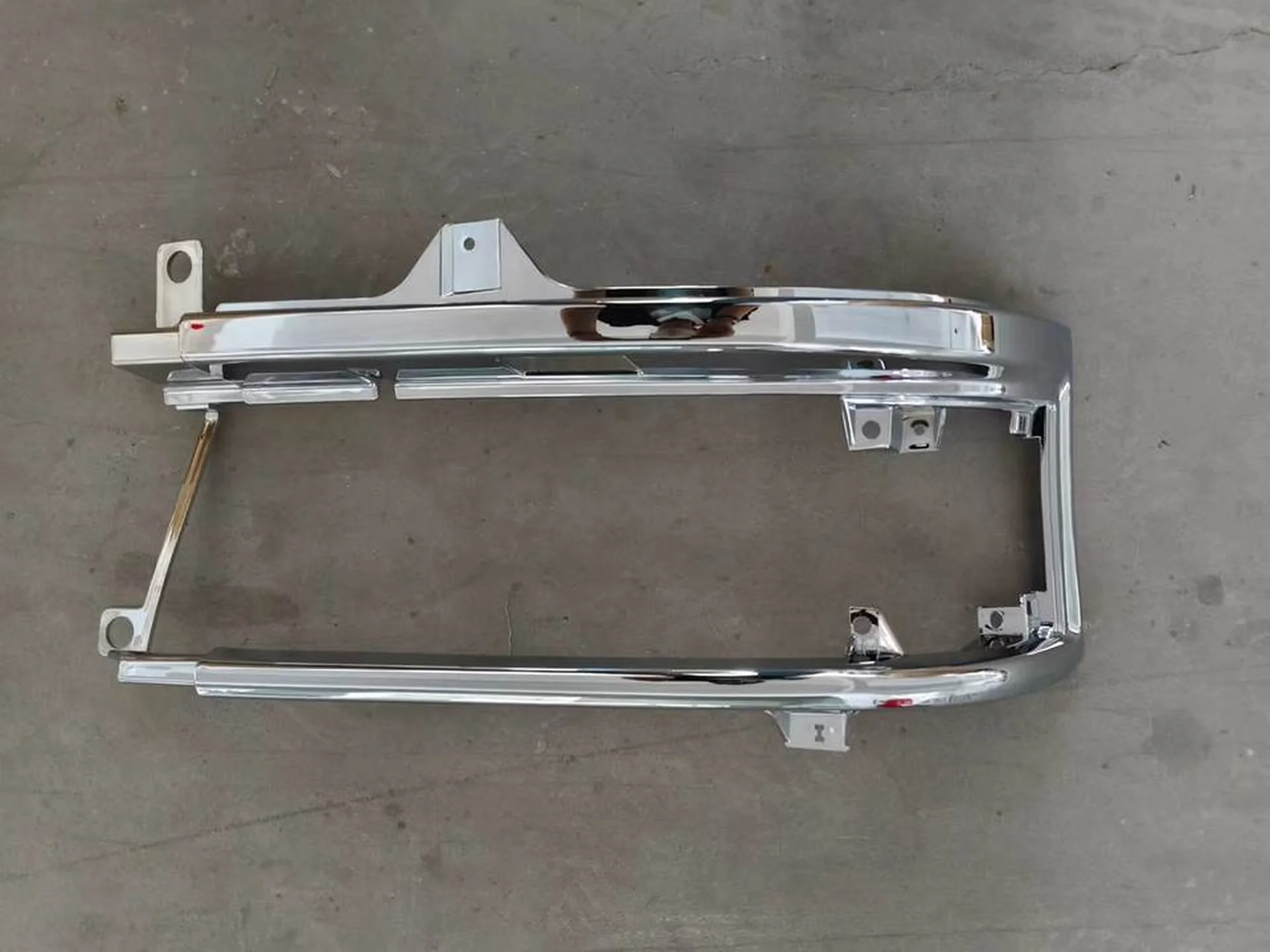 Chrome / Black Plastic Head Lamp for Hino FM3M / FM2K