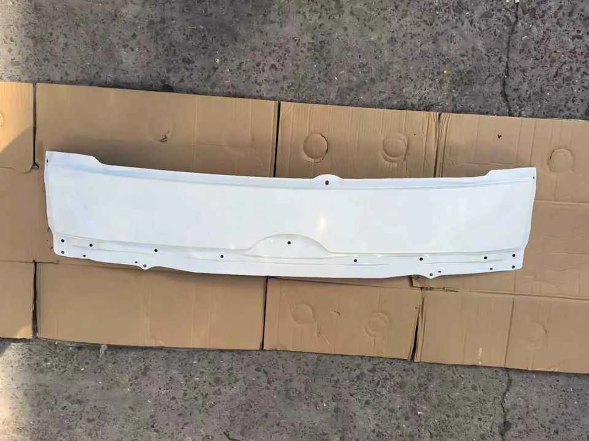 145CM Black / White Metal Front Panel / Garnish for Hino 300 Dutro