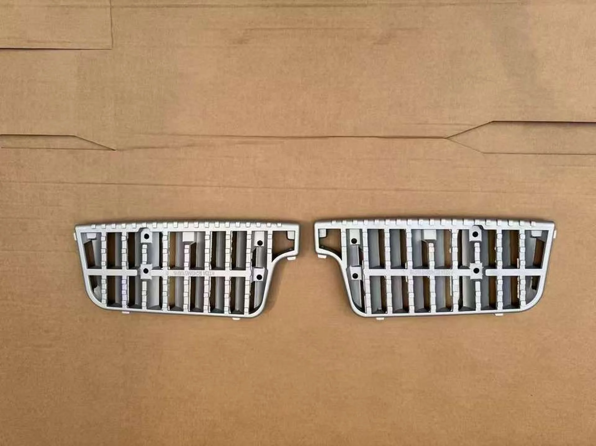 41CM Chrome Step Panel for Isuzu Giga 2017