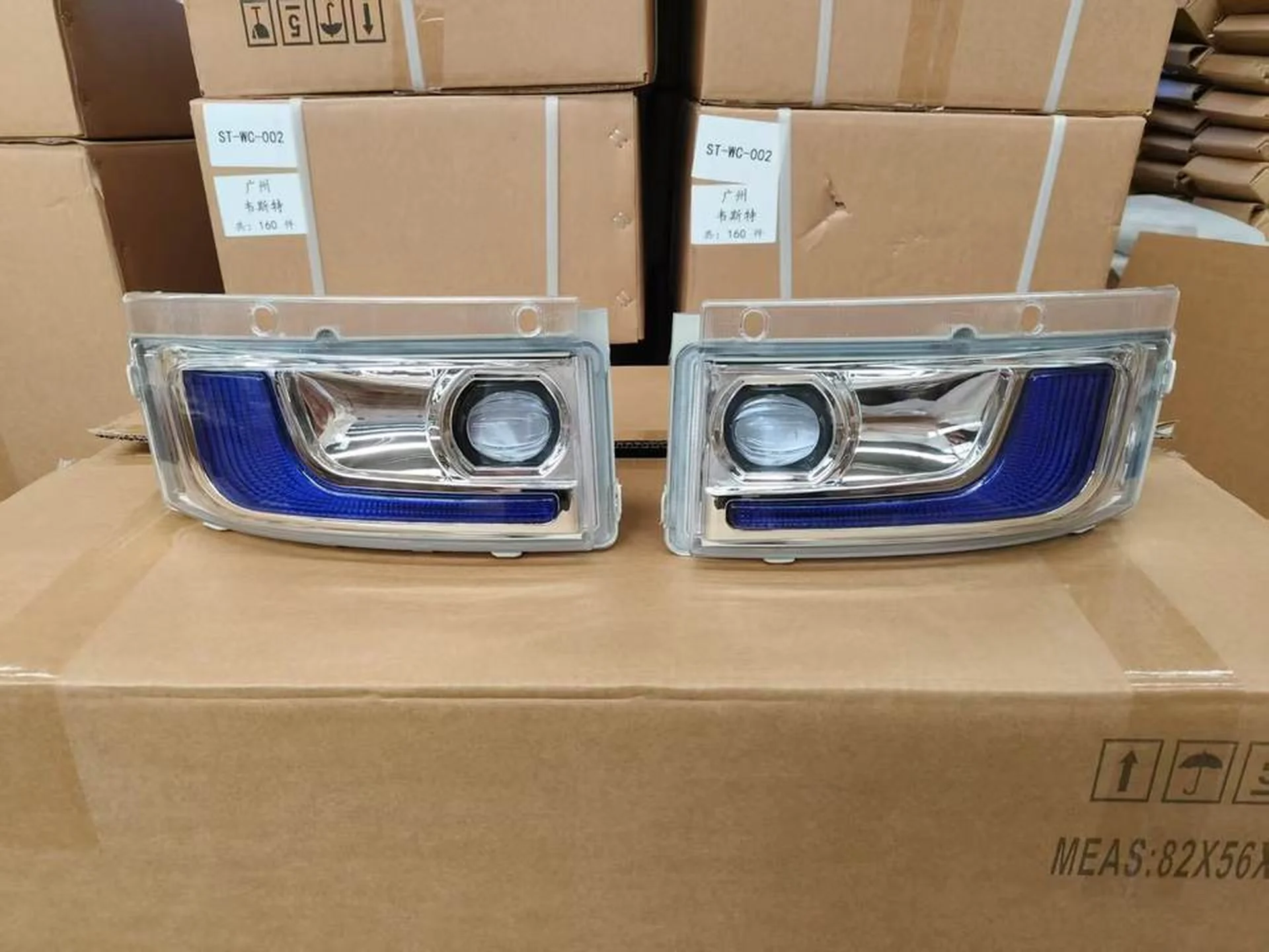 Plastic Fog Lamp for Isuzu Giga 2017
