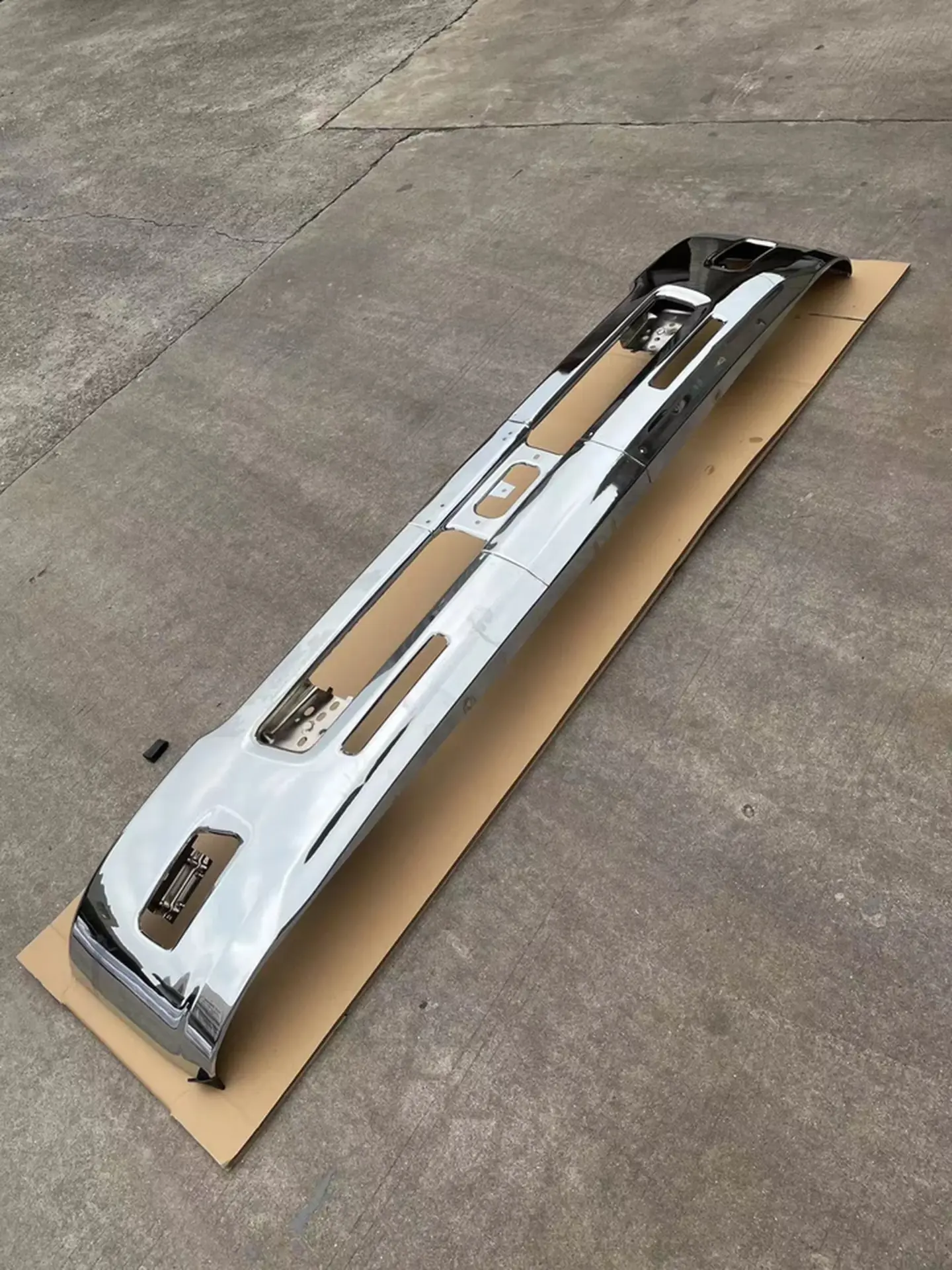205/225CM Chrome Metal Bumper for Isuzu