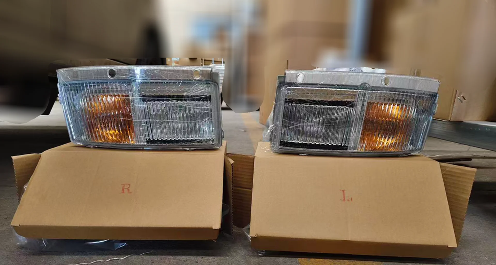 Plastic Fog Lamp for Isuzu Giga 2010-2012