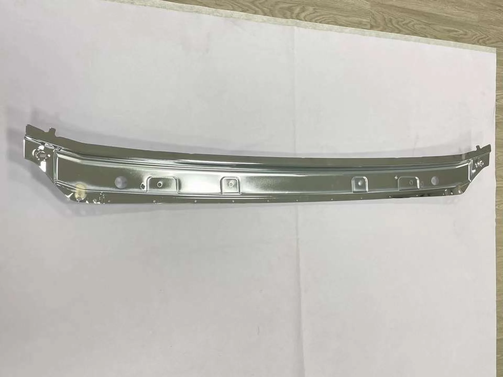 Chrome / White Metal Trim / Cover for Isuzu Deca 360