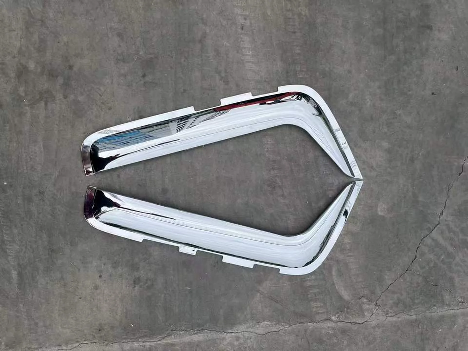 Chrome Plastic Rain Shield / Visor for Hino New Mega 700