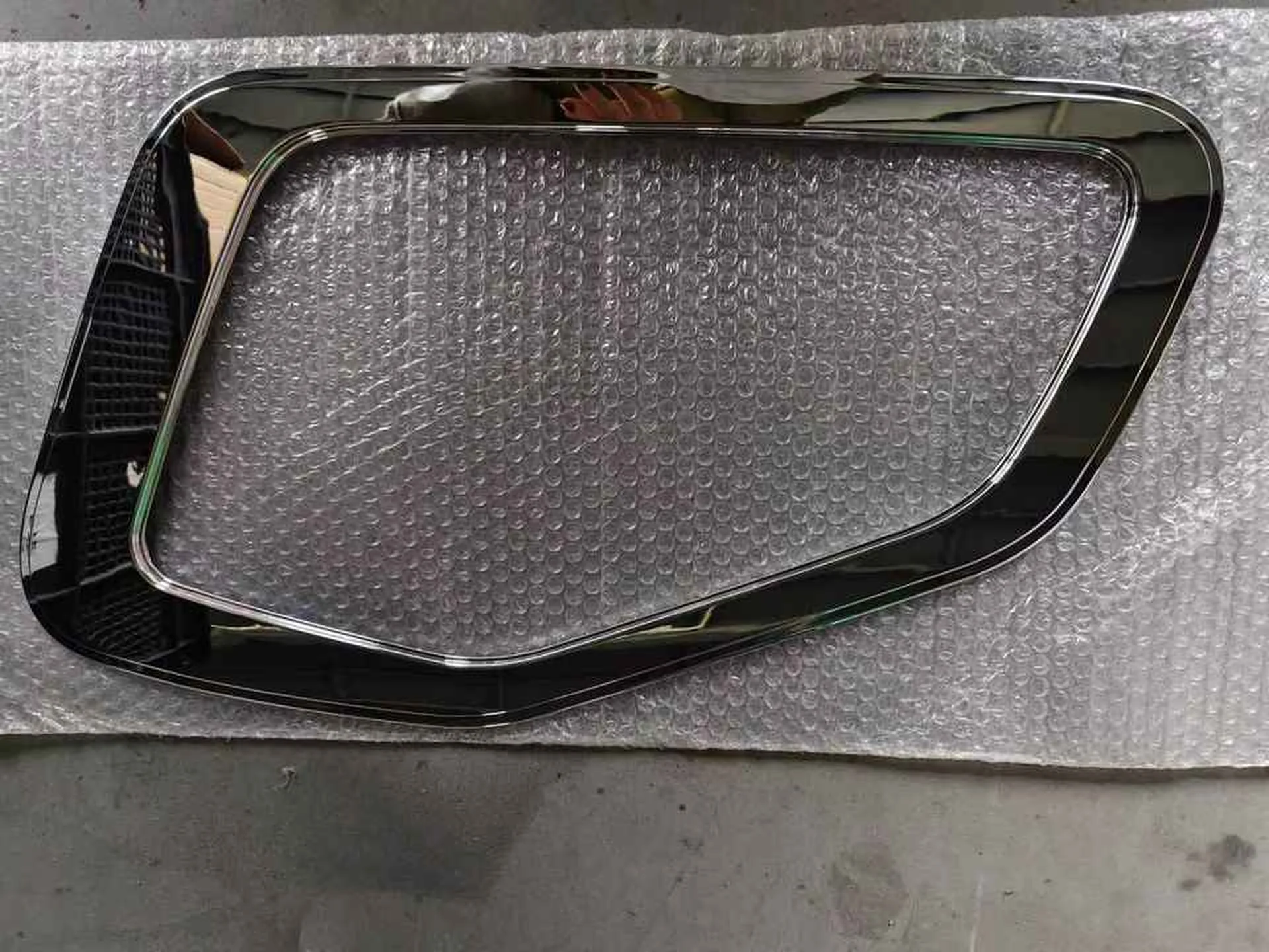 Chrome Plastic Door / Window Trim for Isuzu Forward / FRR
