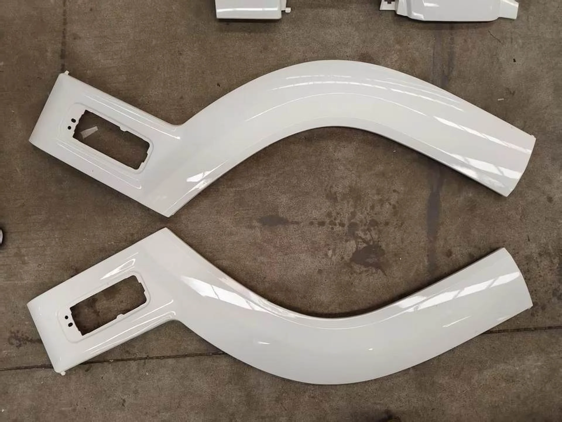 White Plastic Door / Window Trim for Isuzu Forward / FRR