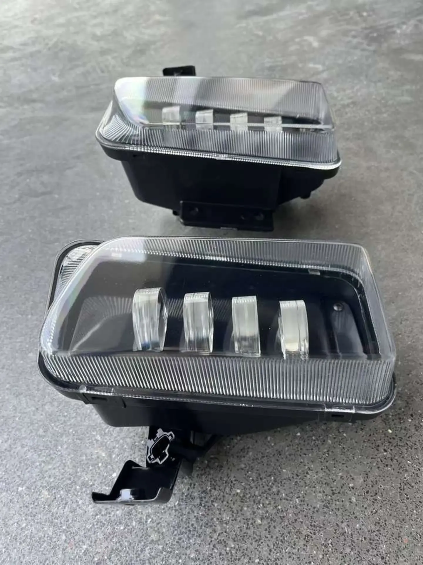 19*9CM Chrome Plastic Fog Lamp for Isuzu NPR 700P